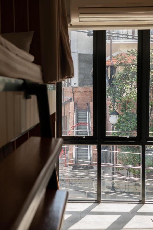 Bed Addict Hostel Chiang Mai Exterior foto